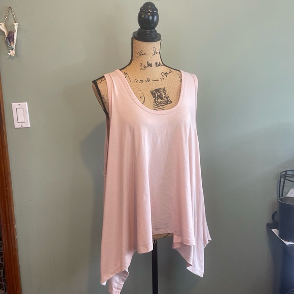 Zenana Womens Scoop Neck Casual Summer Relaxed Asymmetric Tank Top Pink 2X Plus - Picture 1 of 6